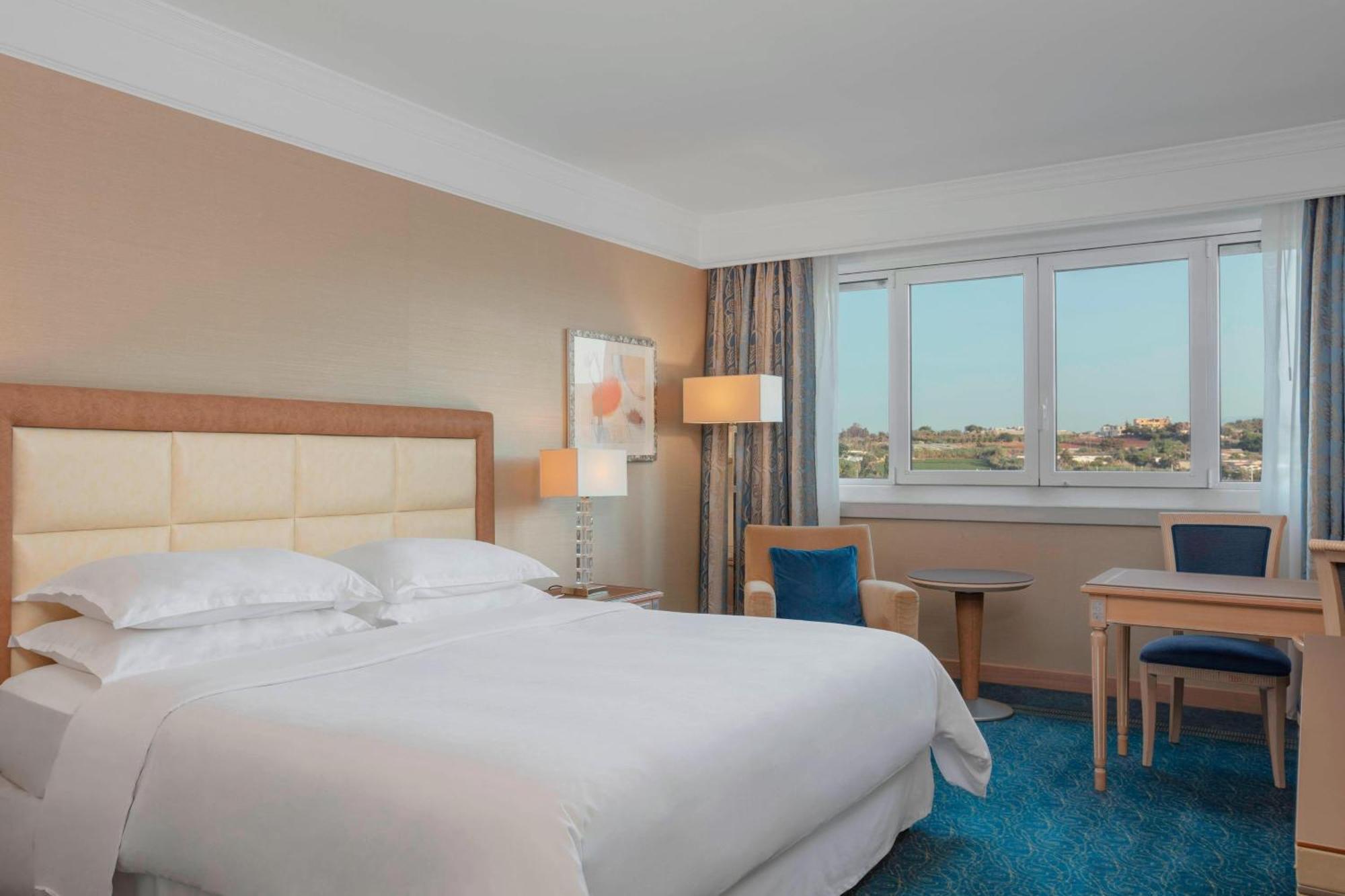 เชราตัน คลับ เดส พินส์ รีสอร์ต Hotel กลุบเดส์แป็งส์ ภายนอก รูปภาพ
