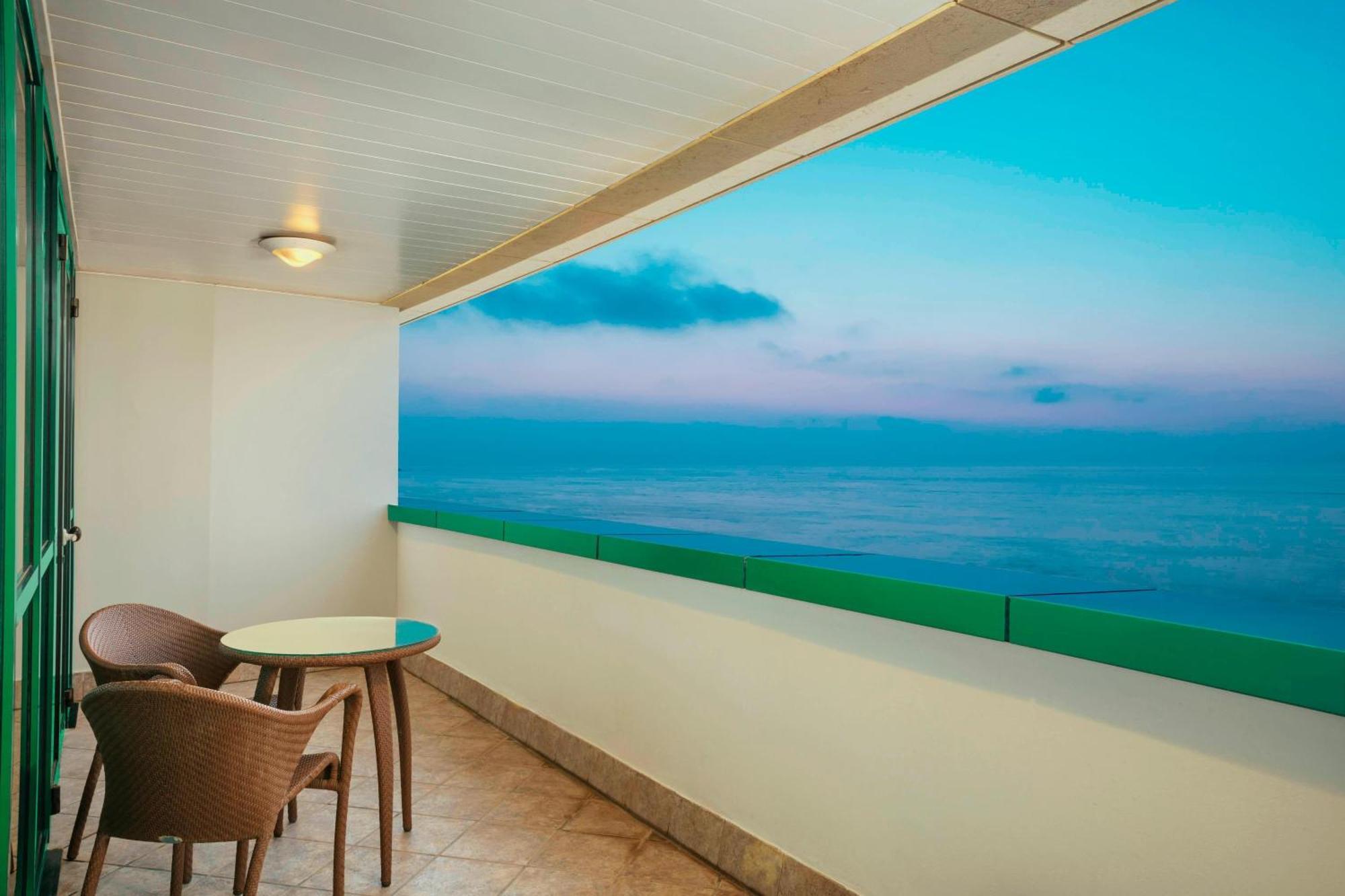 เชราตัน คลับ เดส พินส์ รีสอร์ต Hotel กลุบเดส์แป็งส์ ภายนอก รูปภาพ